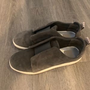 Dolce Vita Suede Slip On Sneakers Size 7.5